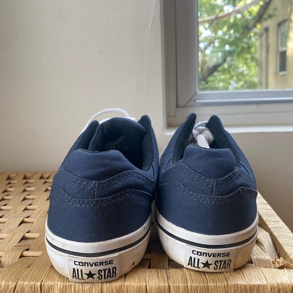 I bought the wrong size. They are in very great condition. - Picture 2 of 8